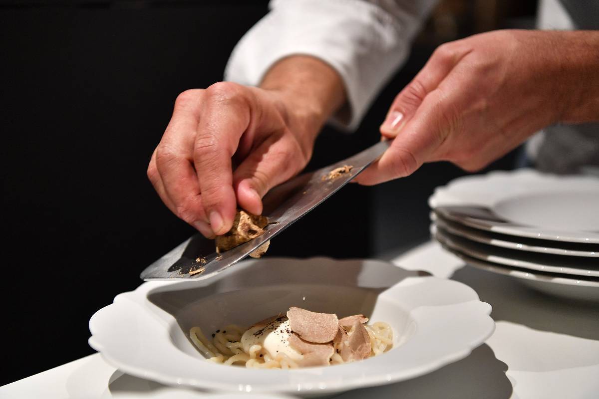 La Fiera del tartufo ad Alba.