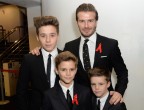 Brooklyn, Romeo e Cruz sono i nomi dei figli dei coniugi Beckham. E la piccola di casa? Seven, sette. Siamo certi che uno dei compleanni lo ricorderà benissimo