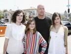 Quadretto di famiglia per Bruce Willis e le sue figlie: Tallullah, un nome degli indiani d
