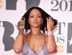 Si è perso quasi il conto dei tatuaggi di Rihanna, ma dovrebbero aggirarsi intorno ai 18: dalla cascata di stelline sulla nuca, al teschio con fiocco rosa sulla caviglia, al segno zodiacale dei Pesci sotto all