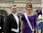 Re Abdullah II di Giordania e la bellissima regina Rania: ovvero la principessa e il rospo. Ma il fascino della corona vince anche su quei centimetri in meno.