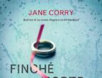 Vicky è un’aromaterapeuta paziente ed esperta. Che nasconde un segreto: soffre di violente crisi epilettiche durante le quali può compiere gesti di cui poi, quando torna in sé, non ricorda nulla. La sua vita semplice e ripetitiva viene stravolta da una notizia: David, l’ex marito che l’ha tradita,
è misteriosamente scomparso. E tutti sospettano di lei. Ecco
la trama di Finché morte non ci separi di Jane Corry (Piemme, 18,90 euro), un thriller psicologico con una protagonista affidabile
e imprevedibile al tempo stesso.