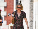 Naomi Watts a New York con un abito floreale