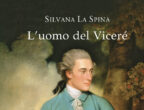 La Palermo di fine 700 è scossa dagli omicidi di alcune bambine, incaricato delle indagini è un nobile siciliano richiamato da Londra per aiutare il vicerè e fare luce. Scandali, dicerie, ambiguità, intrighi di corte in un romanzo storico che avvince come un thriller. “L